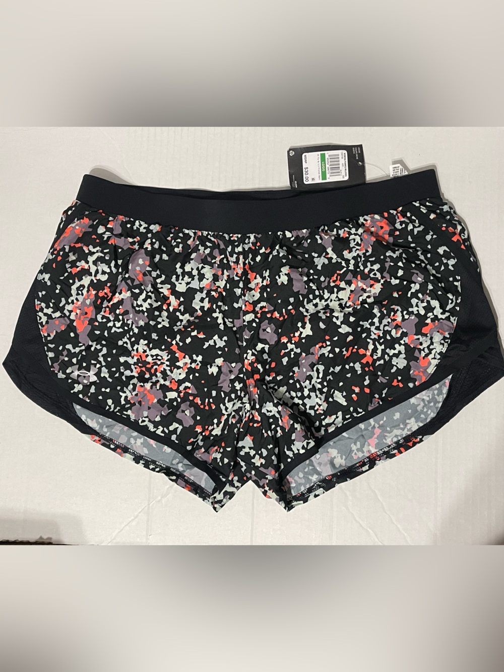 Under Armour Fly-By 2.0 Printed Shorts - Women’s L - Black-Reflective - NWT